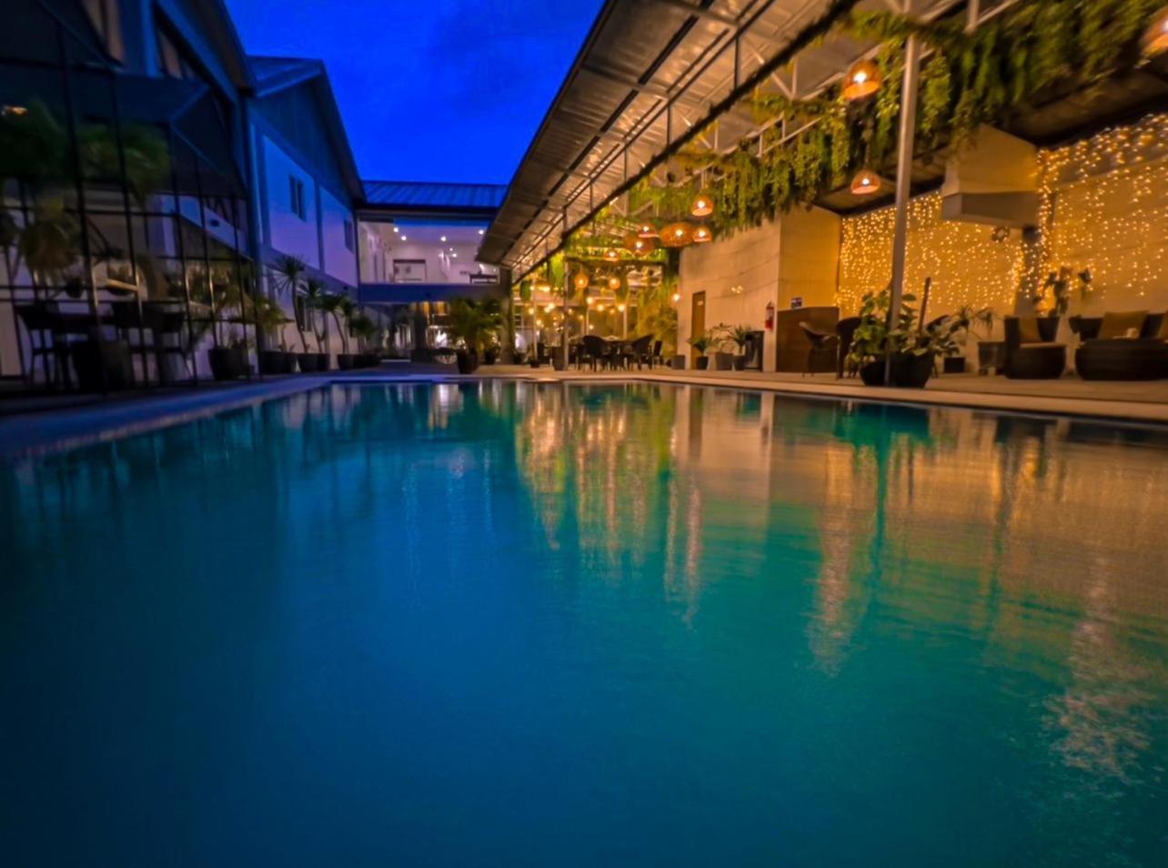 Hotel Halo Angeles City Ngoại thất bức ảnh