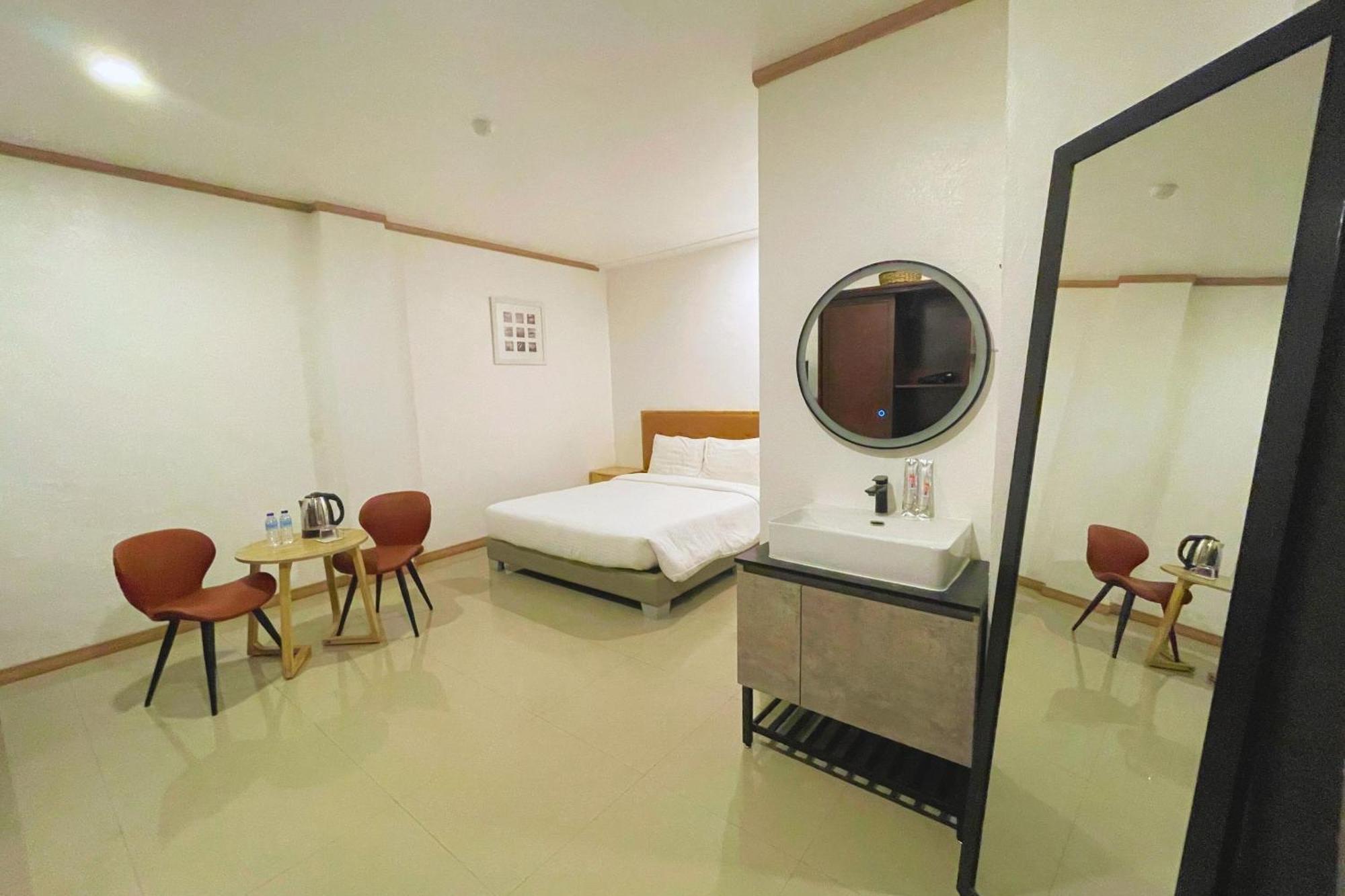 Hotel Halo Angeles City Phòng bức ảnh