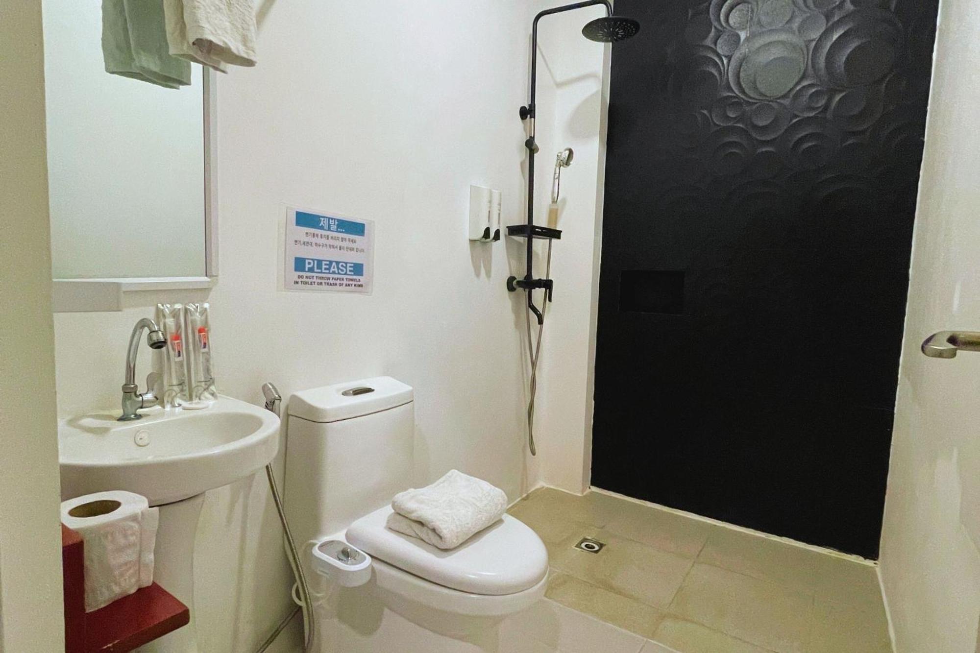 Hotel Halo Angeles City Phòng bức ảnh