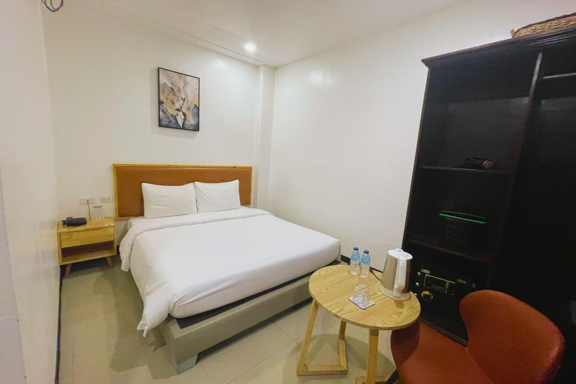 Hotel Halo Angeles City Phòng bức ảnh