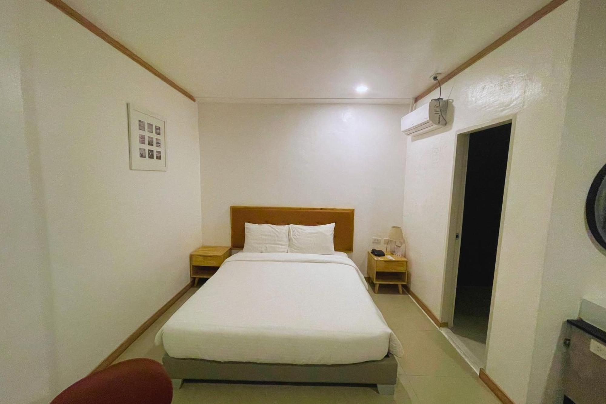 Hotel Halo Angeles City Phòng bức ảnh