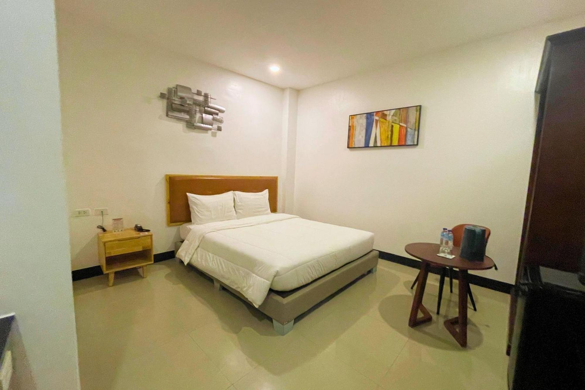 Hotel Halo Angeles City Phòng bức ảnh
